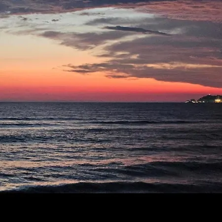 Seaside * Golem (Tirana)